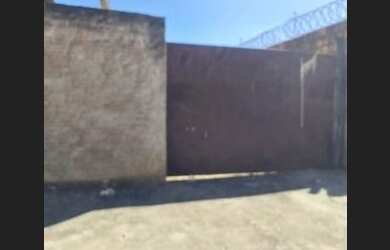 Imagem: O terreno possui 450m² de Área e está localizado em Morada