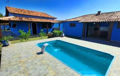 Imagem: A casa possui 2 Dormitórios, 3 Banheiros, 600m² de Área e