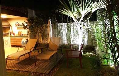 Imagem 8: Muito Charmosa. Churrasqueira, 160m² de Área, 4 Vagas na garageme3 Dormitórios