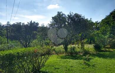 Imagem: O terreno possui 11.000m² de Área, Imóvel novo e está localizado