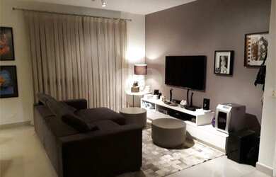 Imagem 4: Muito Charmosa. Churrasqueira, 160m² de Área, 4 Vagas na garageme3 Dormitórios