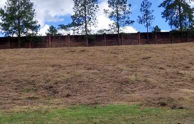 Imagem: Lote em Alphaville, Residencial das Minas, possui 700 metros