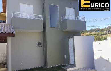 Imagem: A casa em condomínio possui 3 Dormitórios, 1 Banheiro, 1 Vaga