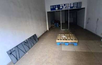 Imagem: O depósito possui 96m² de Área e está localizado em Centro