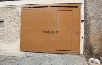 Imagem: A casa possui 3 Dormitórios, 2 Banheiros, 3 Vagas na garagem