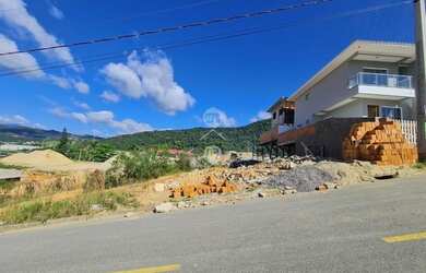 Imagem: O terreno possui 300m² de Área e está localizado em São