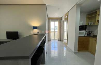 Imagem: O studio possui 1 Dormitório, 1 Banheiro, 1 Vaga na garagem