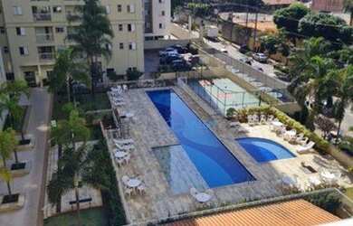 Imagem: O apartamento possui 3 Dormitórios, 1 Banheiro, 2 Vagas na