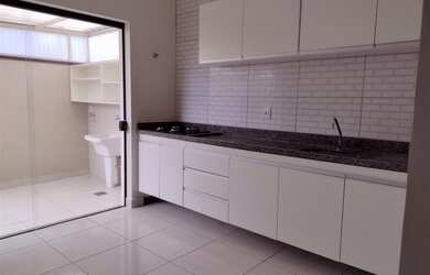 Imagem: O apartamento possui 1 Dormitório, 1 Banheiro, 40m² de Área