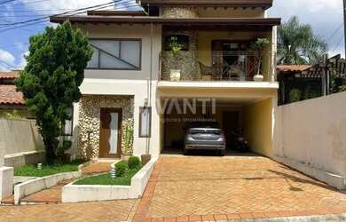 Imagem: A casa em condomínio possui 3 Dormitórios, 3 Banheiros, 2