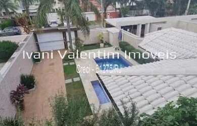 Imagem: Casa de condomínio a venda na Barra da Tijuca, 5 quartos Suítes