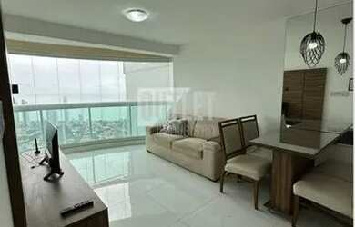 Imagem: O apartamento possui 2 Dormitórios, 1 Banheiro, 2 Vagas na