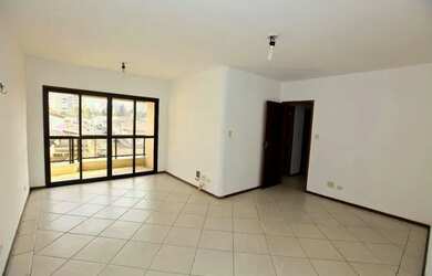 Imagem: O apartamento possui 3 Dormitórios, 3 Banheiros, 2 Vagas na