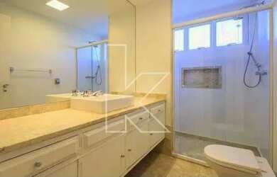 Imagem 14: Apartamento com 4 Quartos, sendo 4 suites e 7 banheiros para locação