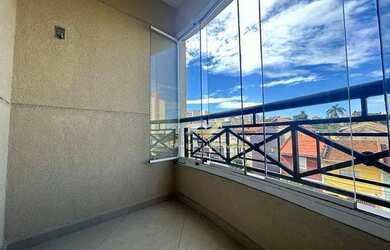 Imagem: O apartamento possui 3 Dormitórios, 2 Banheiros, 2 Vagas na