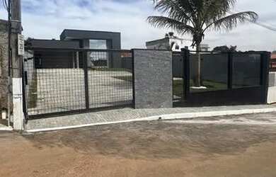 Imagem: A casa em condomínio possui 3 Dormitórios, 4 Banheiros, 5