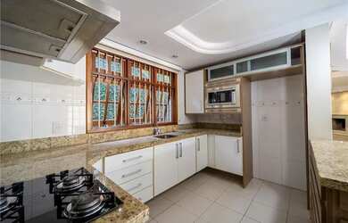 Imagem 12: Venha conhecer esta MARAVILHOSA casa no bairro nobre em Estância Velha,...