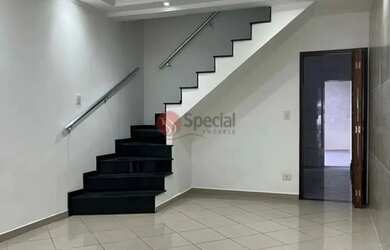 Imagem: O depósito possui 1 Vaga na garagem, 200m² de Área e está