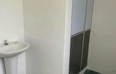 Imagem 7: Aluga-se casa no centro. 1 Vaga na garageme4 Dormitórios