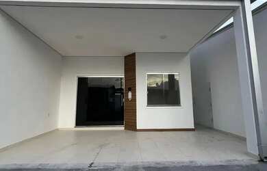 Imagem: A casa em condomínio possui 2 Dormitórios, 1 Banheiro, 2 Vagas