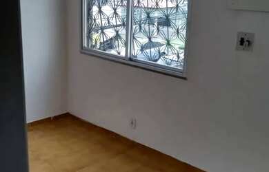 Imagem: O apartamento para alugar possui 2 Dormitórios, 1 Banheiro