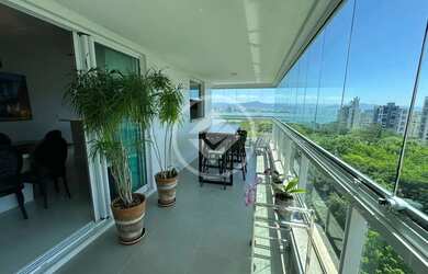 Imagem: O apartamento possui 3 Dormitórios, 4 Banheiros, 2 Vagas na