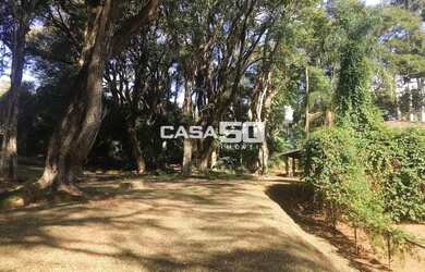 Imagem: O terreno possui 4.500m² de Área e está localizado em Sítios