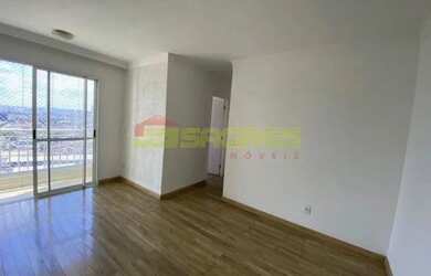 Imagem: O apartamento possui 3 Dormitórios, 1 Banheiro, 1 Vaga na garagem