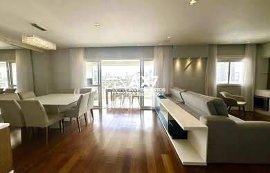 Imagem: O apartamento possui 3 Dormitórios, 4 Banheiros, 3 Vagas na