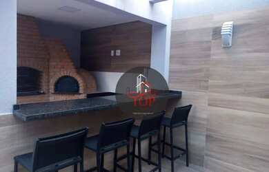 Imagem: O apartamento possui 2 Dormitórios, 2 Banheiros, 2 Vagas na