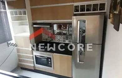 Imagem: O apartamento possui 2 Dormitórios, 1 Banheiro, 1 Vaga na garagem