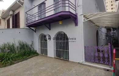 Imagem: O depósito possui 2 Vagas na garagem, 270m² de Área e está