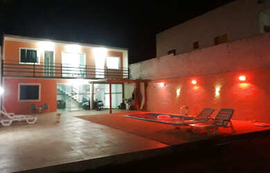 Imagem: A casa possui 4 Dormitórios, 5 Vagas na garagem, Imóvel novo