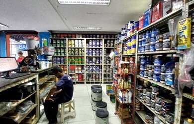 Imagem: O depósito possui 300m² de Área e está localizado em Pita