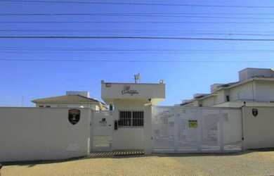 Imagem: A casa em condomínio possui 3 Dormitórios, 5 Banheiros, 2