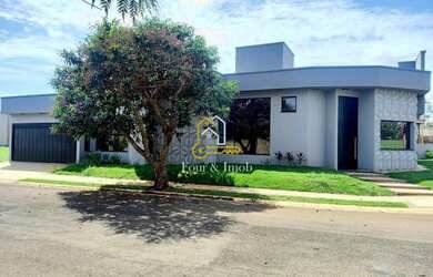 Imagem: A casa em condomínio possui 3 Dormitórios, 4 Banheiros, 3