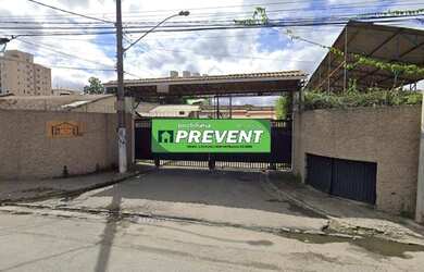 Imagem: A casa possui 2 Dormitórios, 1 Banheiro, 2 Vagas na garagem