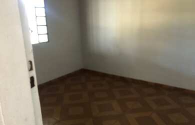 Imagem 5: Casa de aluguel. 2 Vagas na garageme2 Dormitórios