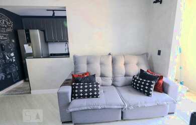 Imagem: O apartamento possui 2 Dormitórios, 1 Banheiro, 1 Vaga na garagem