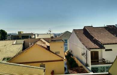 Imagem 3: Jardim Guanabara, casa com piscina em localização nobre