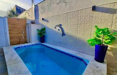 Imagem: A casa em condomínio possui 2 Dormitórios, 1 Banheiro, 2 Vagas