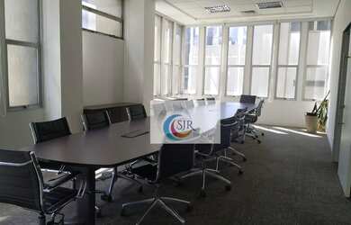 Imagem: O depósito possui 5 Vagas na garagem, 785m² de Área e está