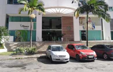 Imagem: O depósito possui 5 Vagas na garagem, 208m² de Área e está