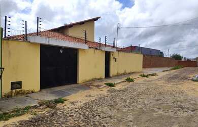 Imagem 1: Casa com no 4 quartos no Reis Veloso - Parnaíba - PI