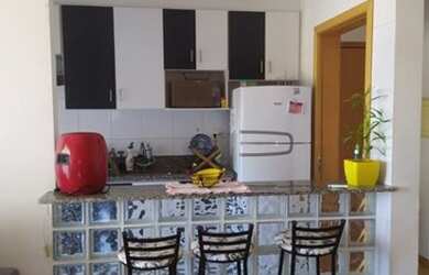 Imagem: O apartamento possui 2 Dormitórios, 1 Banheiro, 1 Vaga na garagem