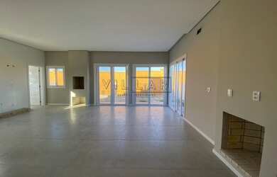 Imagem: A casa em condomínio possui 3 Dormitórios, 3 Banheiros, 2