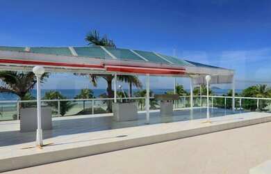 Imagem 3: Casa A VENDA frente ao mar na praia da Enseada em Guarujá