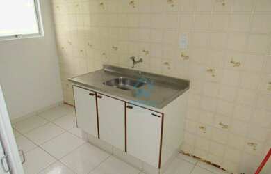 Imagem 4: Sala, 32 m² - venda por R$ 130.000 ou aluguel por R$ 670/mês - Centro...