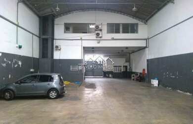 Imagem: O depósito possui 650m² de Área e está localizado em Penha