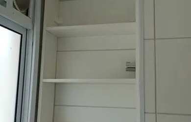 Imagem: O apartamento possui 2 Dormitórios, 1 Banheiro e 1 Vaga na